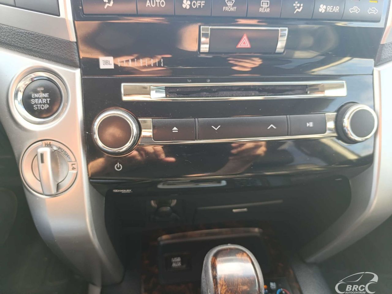 Toyota Land Cruiser | 20