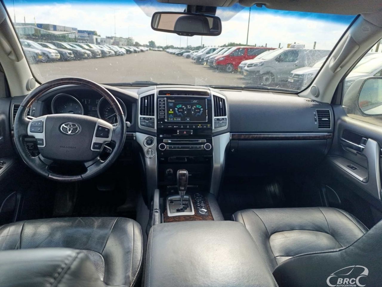 Toyota Land Cruiser | 8