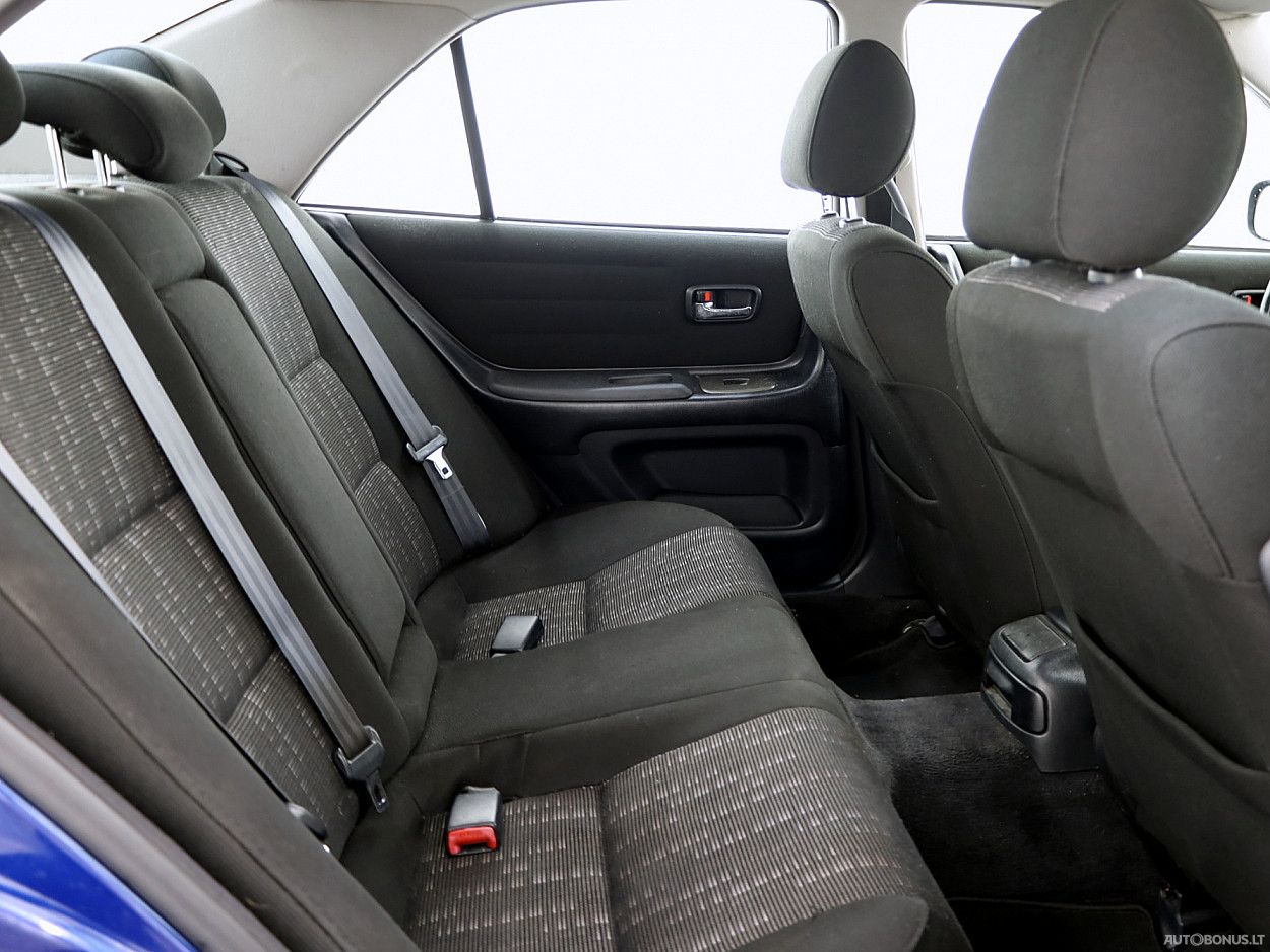 Lexus IS 200 | 6