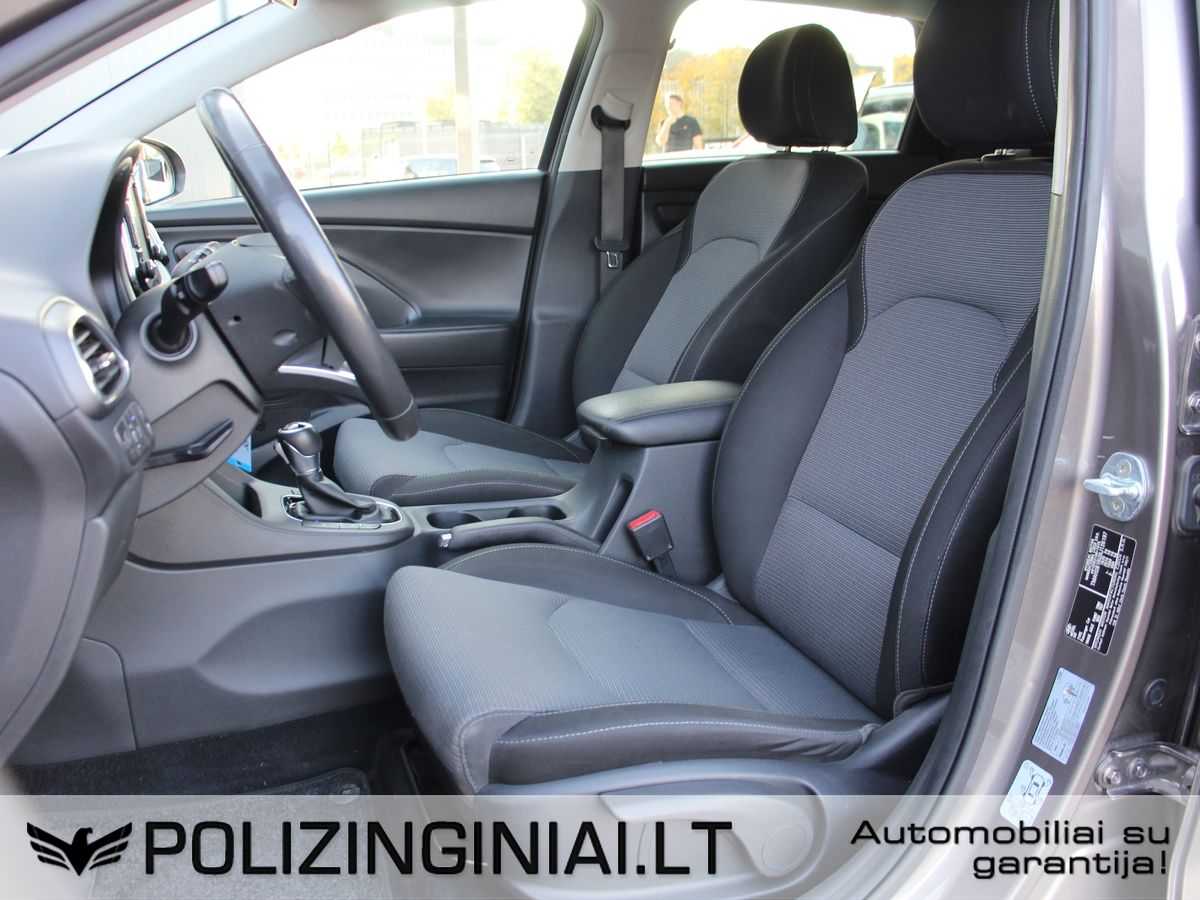 Hyundai i30 | 14