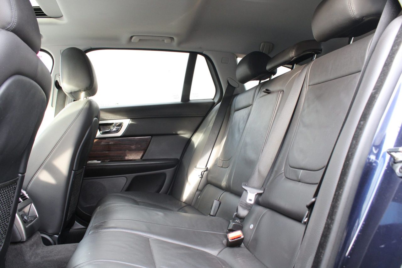 Jaguar XF | 8
