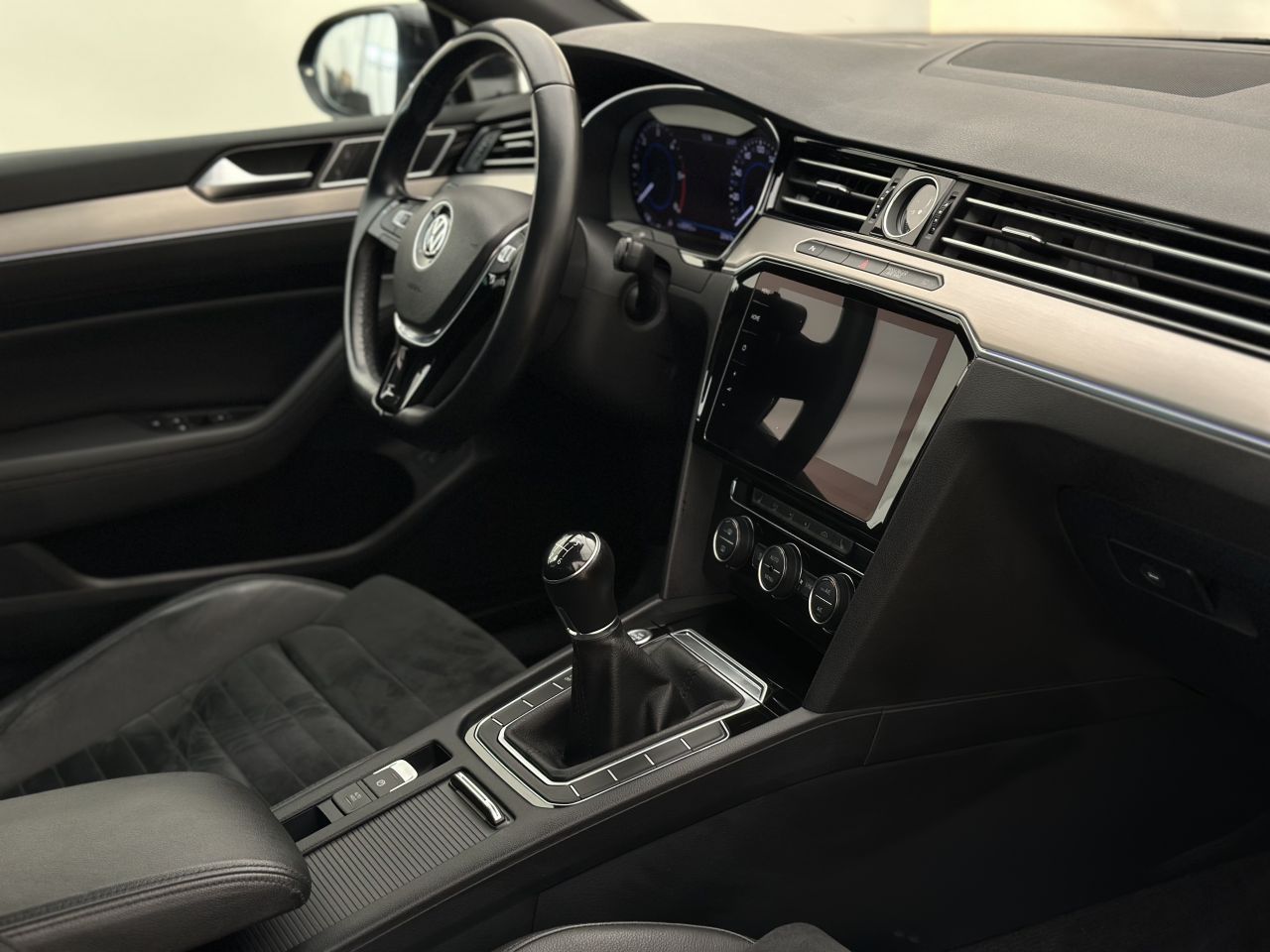 Volkswagen Passat | 14