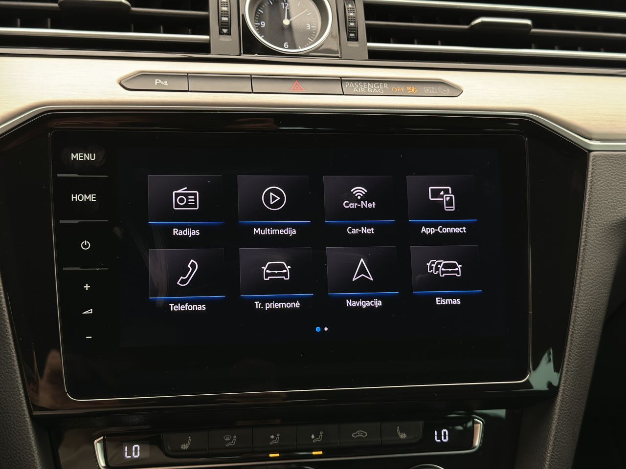 Volkswagen Passat | 24