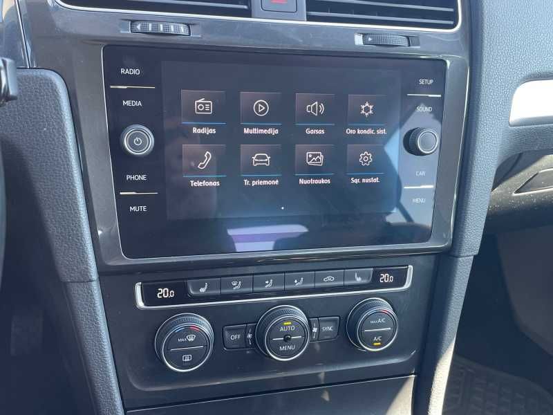 Volkswagen Golf | 9