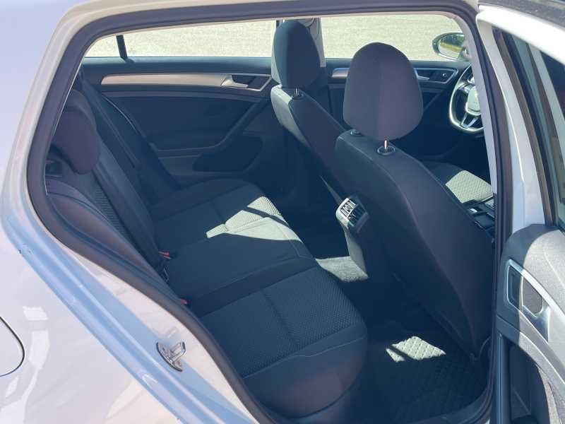 Volkswagen Golf | 7