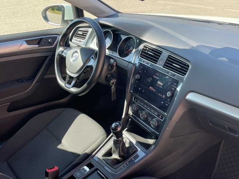 Volkswagen Golf | 6
