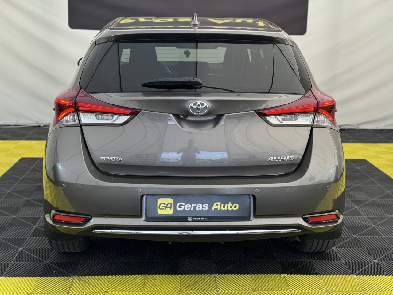 Toyota Auris | 4