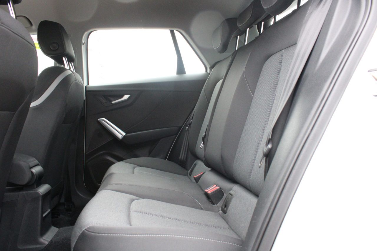 Audi Q2 | 8