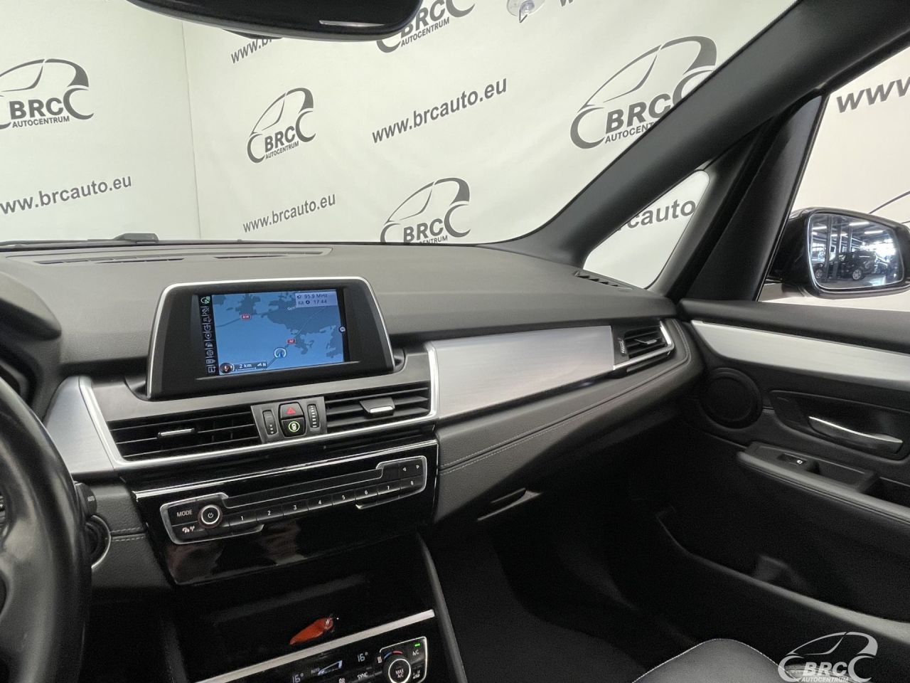 BMW 225 | 27