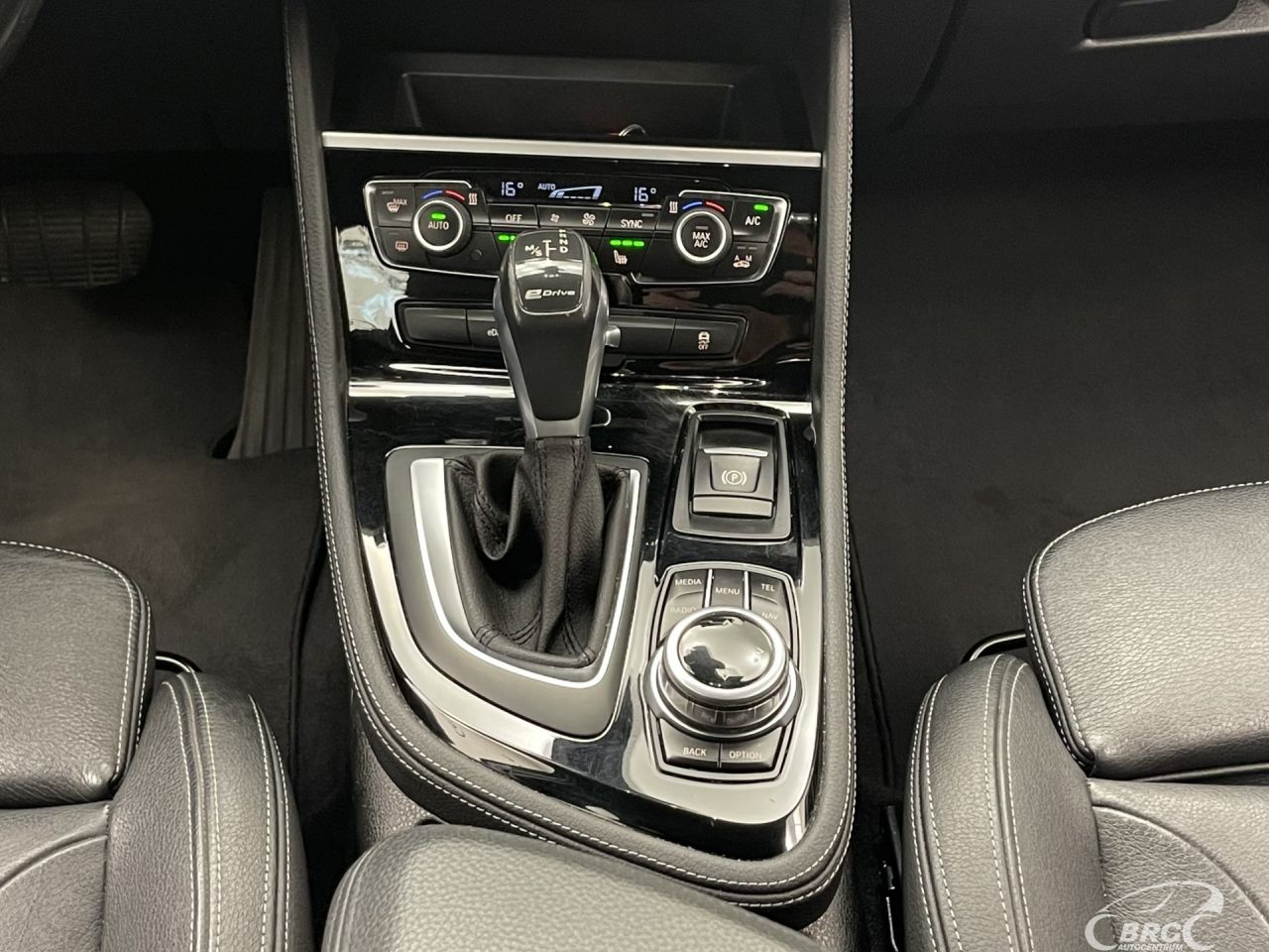 BMW 225 | 17