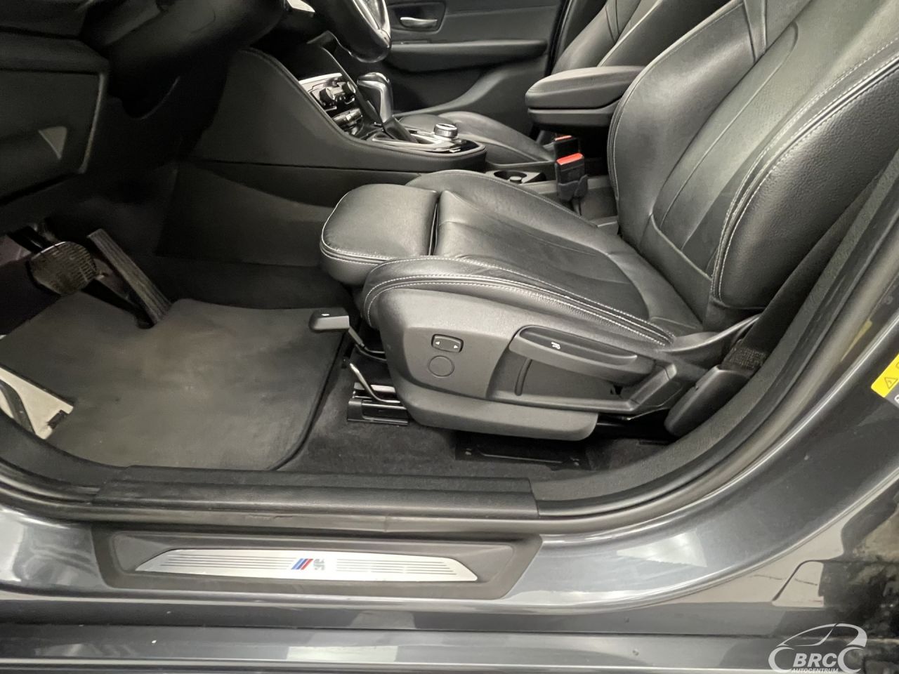 BMW 225 | 21