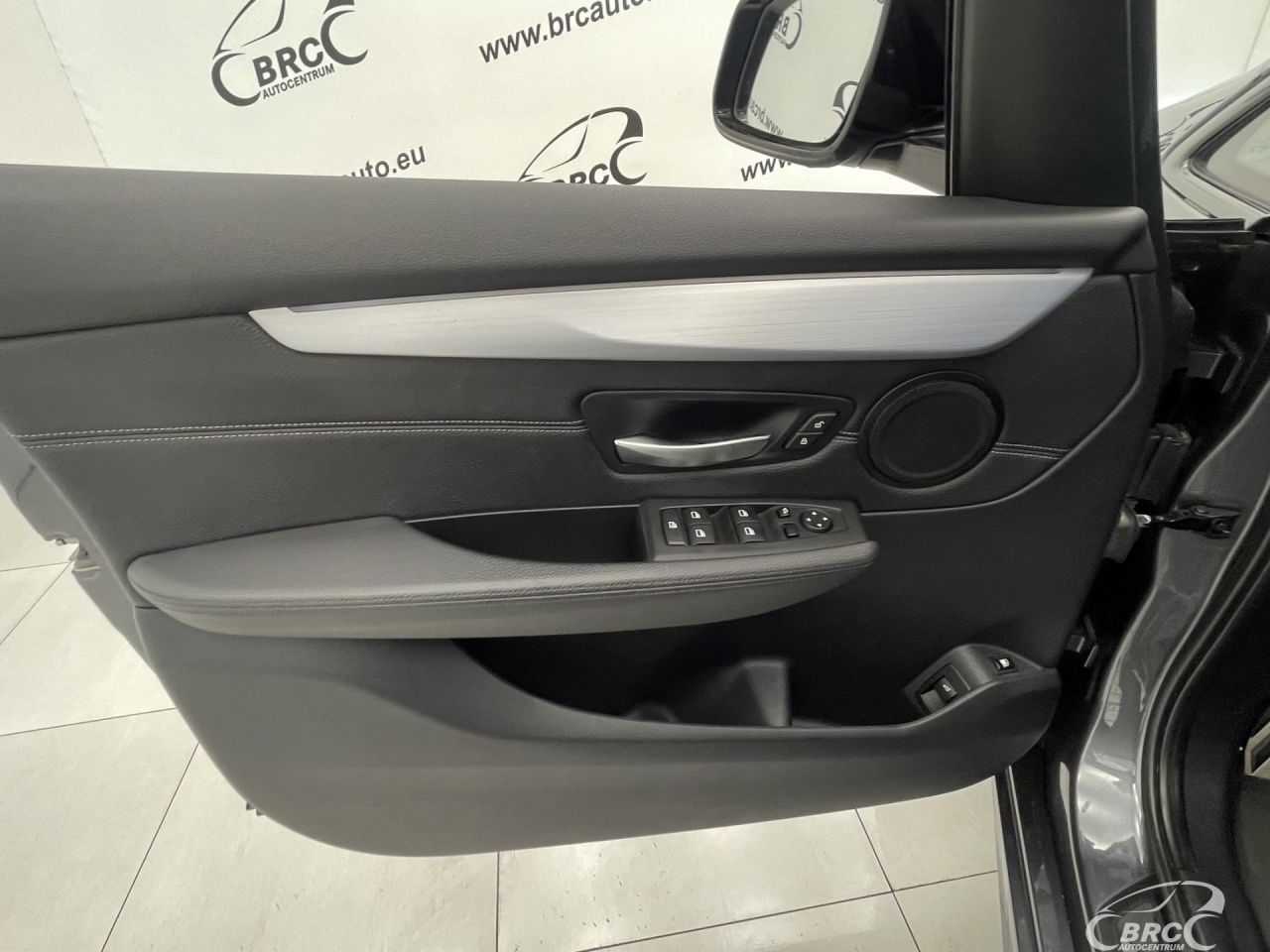 BMW 225 | 19