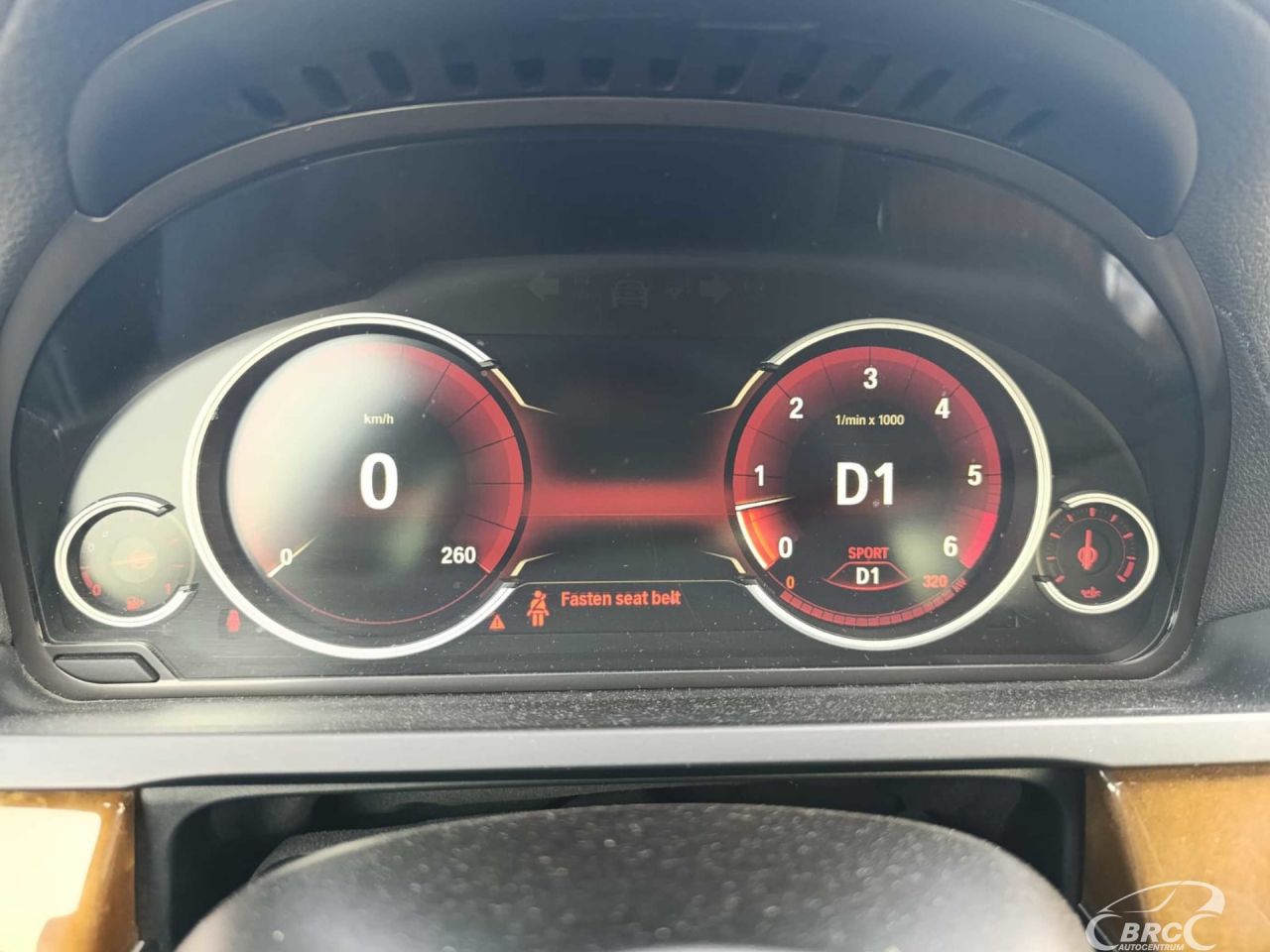 BMW 740 | 25
