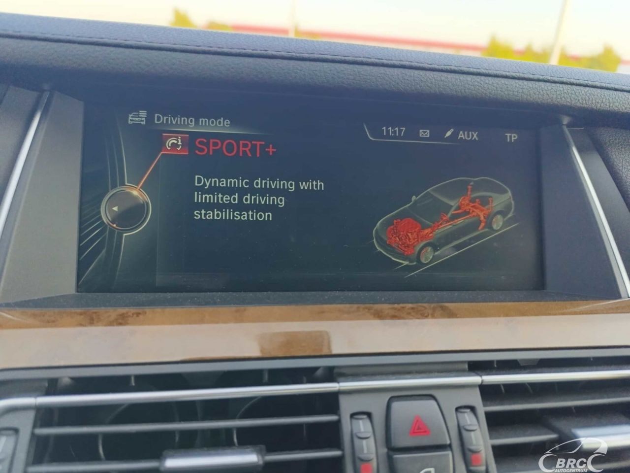 BMW 740 | 31