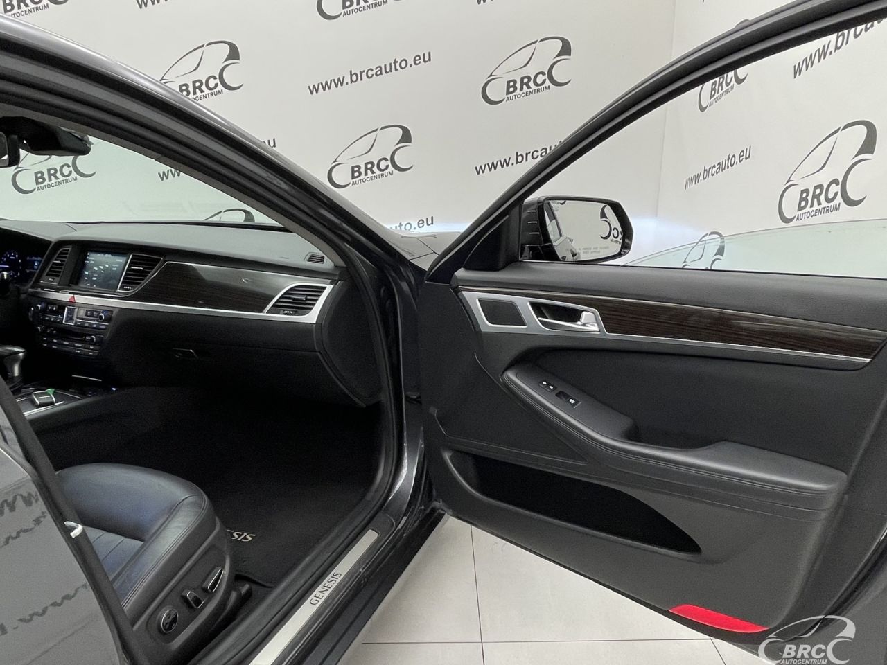 Hyundai Genesis | 7