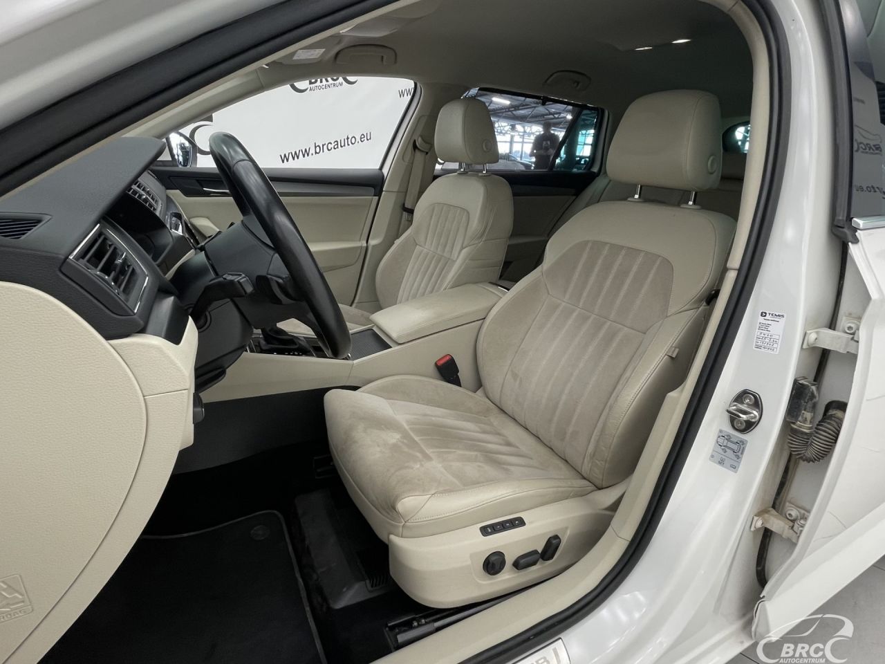 Skoda Superb | 25