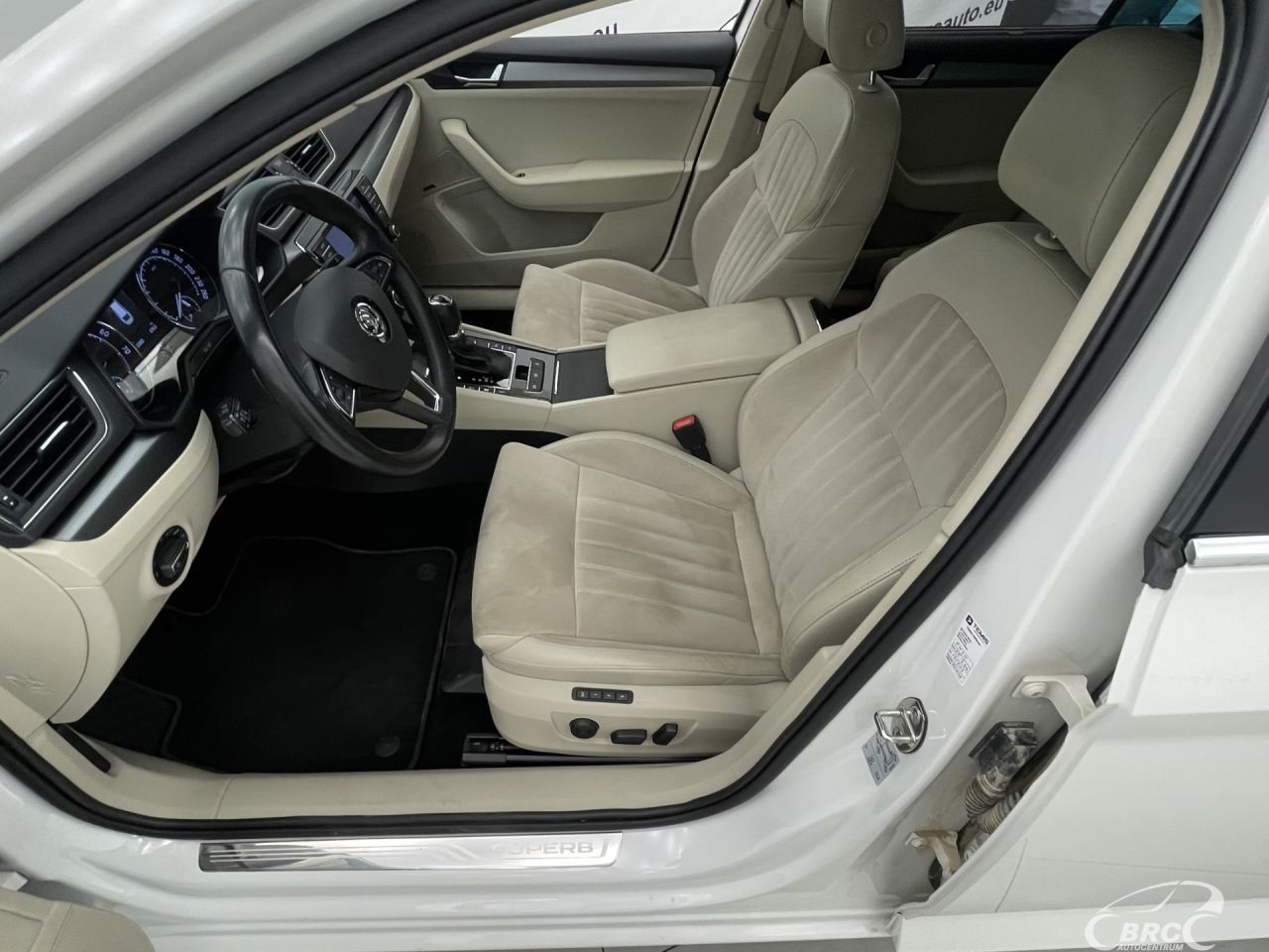 Skoda Superb | 23
