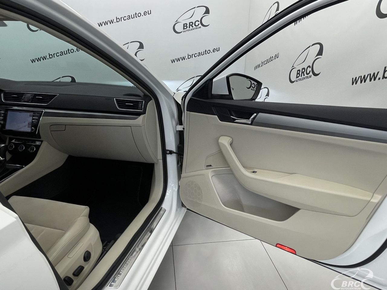 Skoda Superb | 8