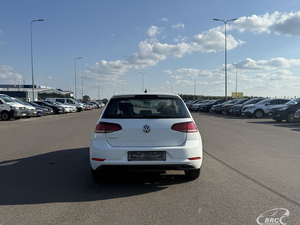Volkswagen Golf | 4