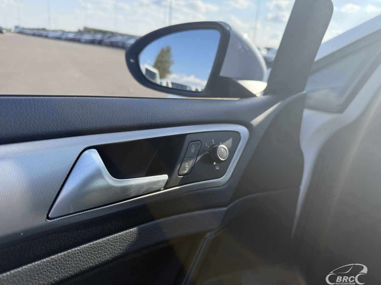 Volkswagen Golf | 6