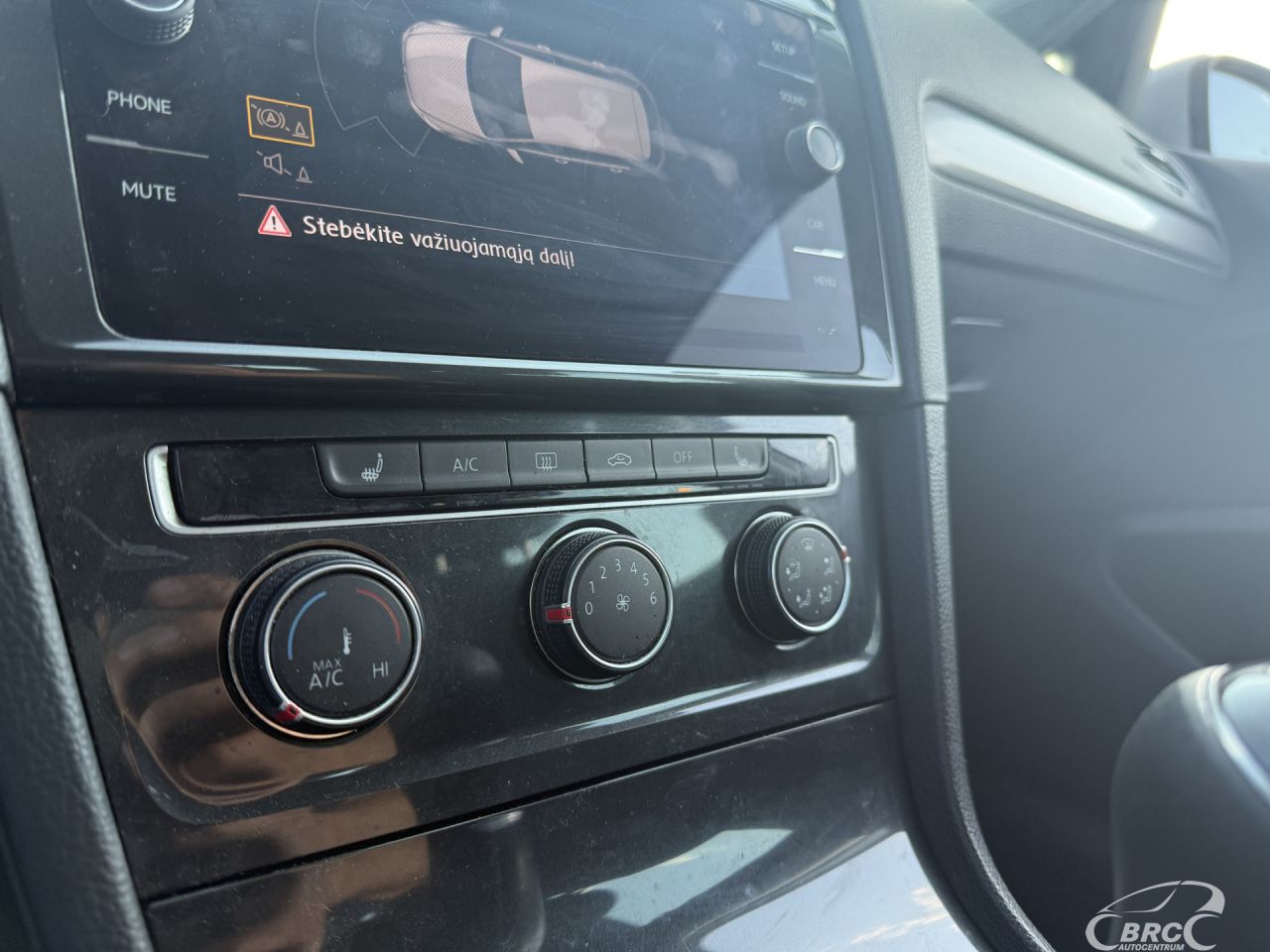 Volkswagen Golf | 13