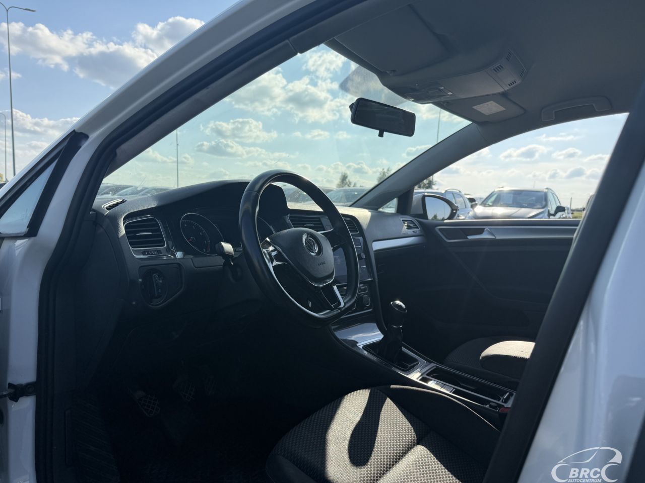 Volkswagen Golf | 8