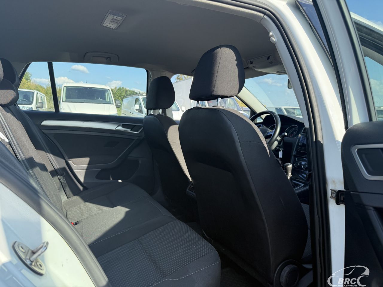 Volkswagen Golf | 18