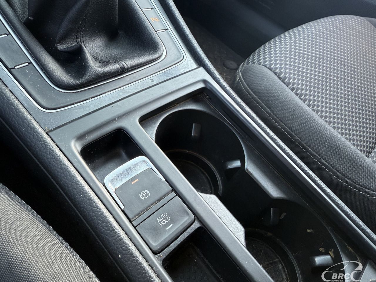 Volkswagen Golf | 14