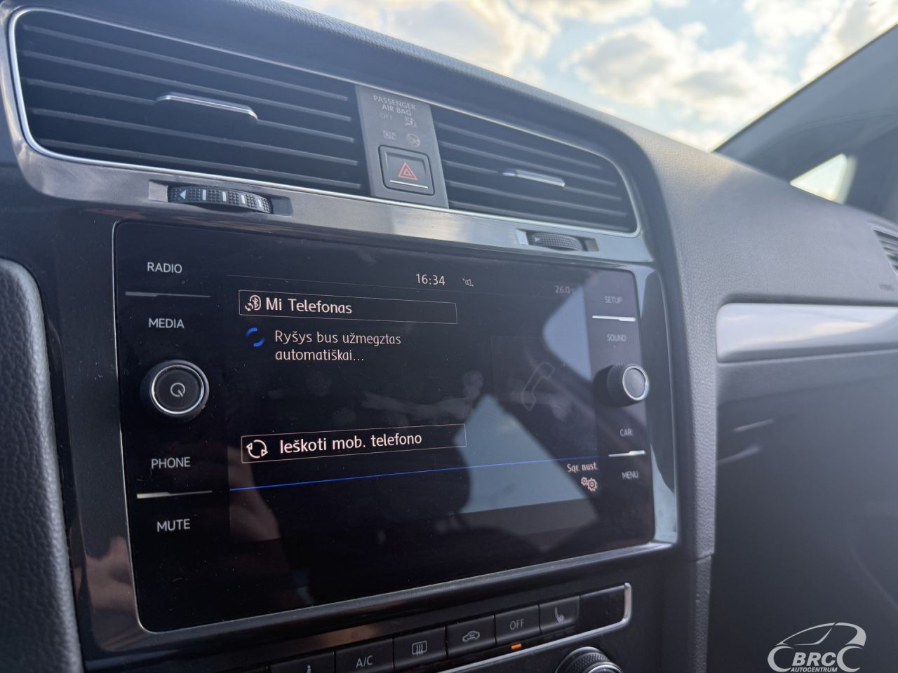 Volkswagen Golf | 11