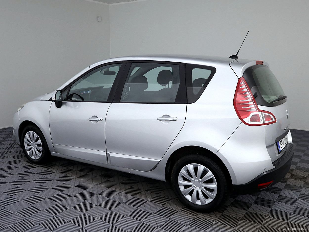 Renault Scenic | 3