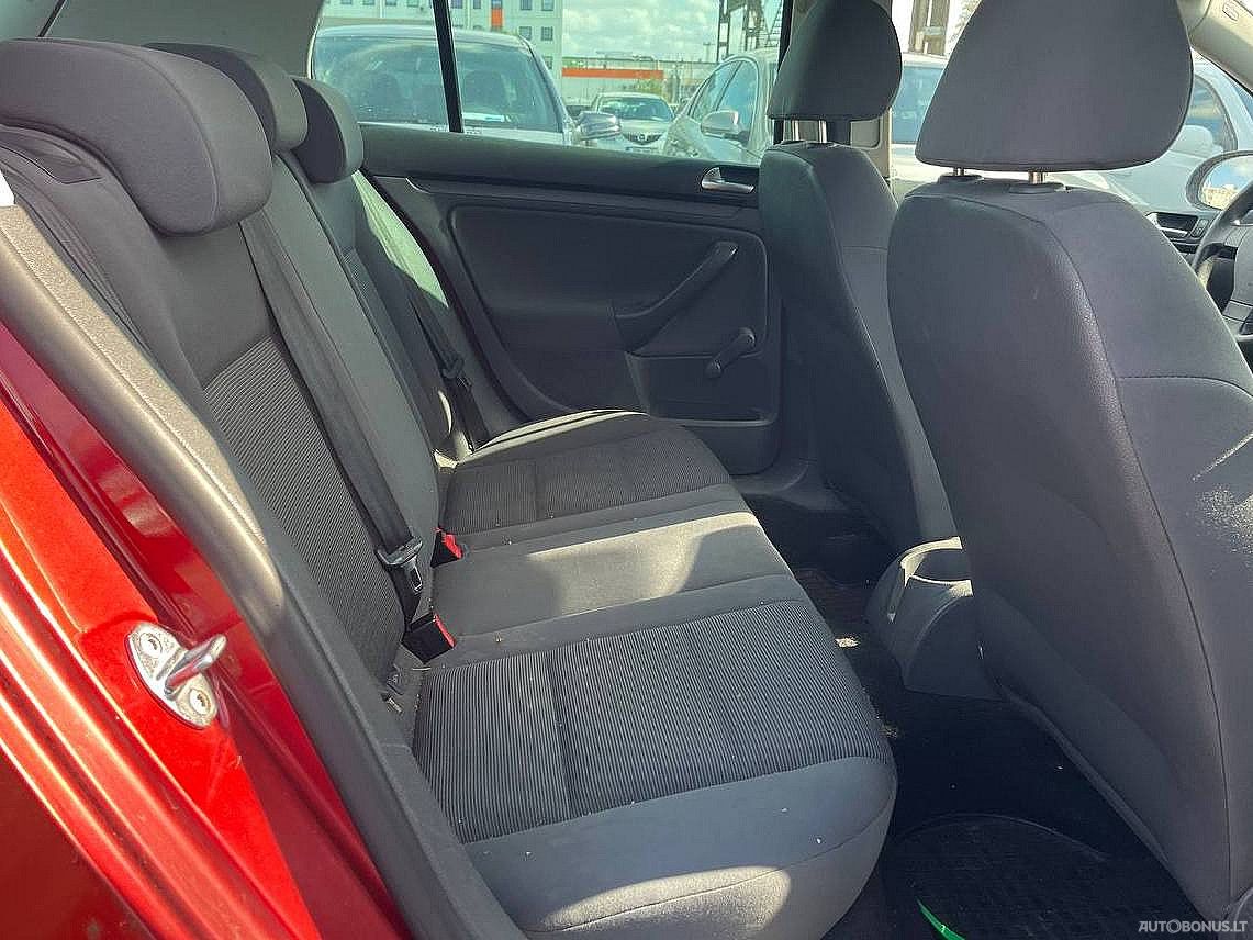 Volkswagen Golf | 6