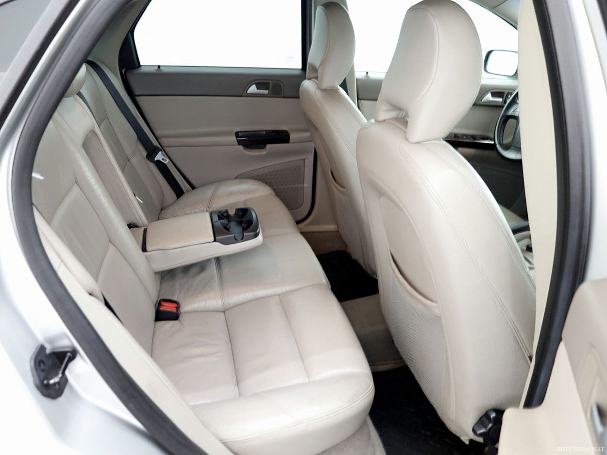 Volvo S40 | 6