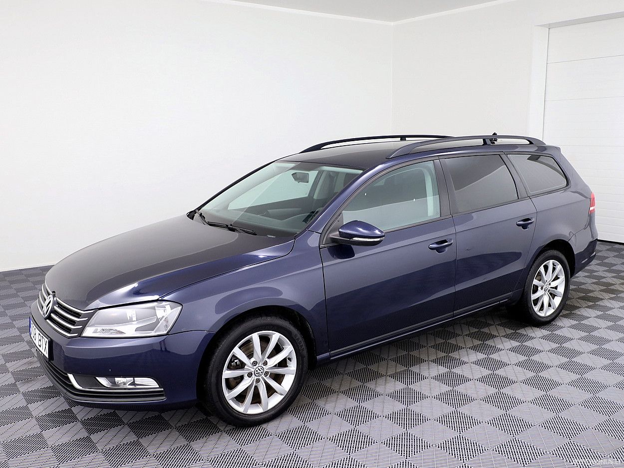 Volkswagen Passat | 1