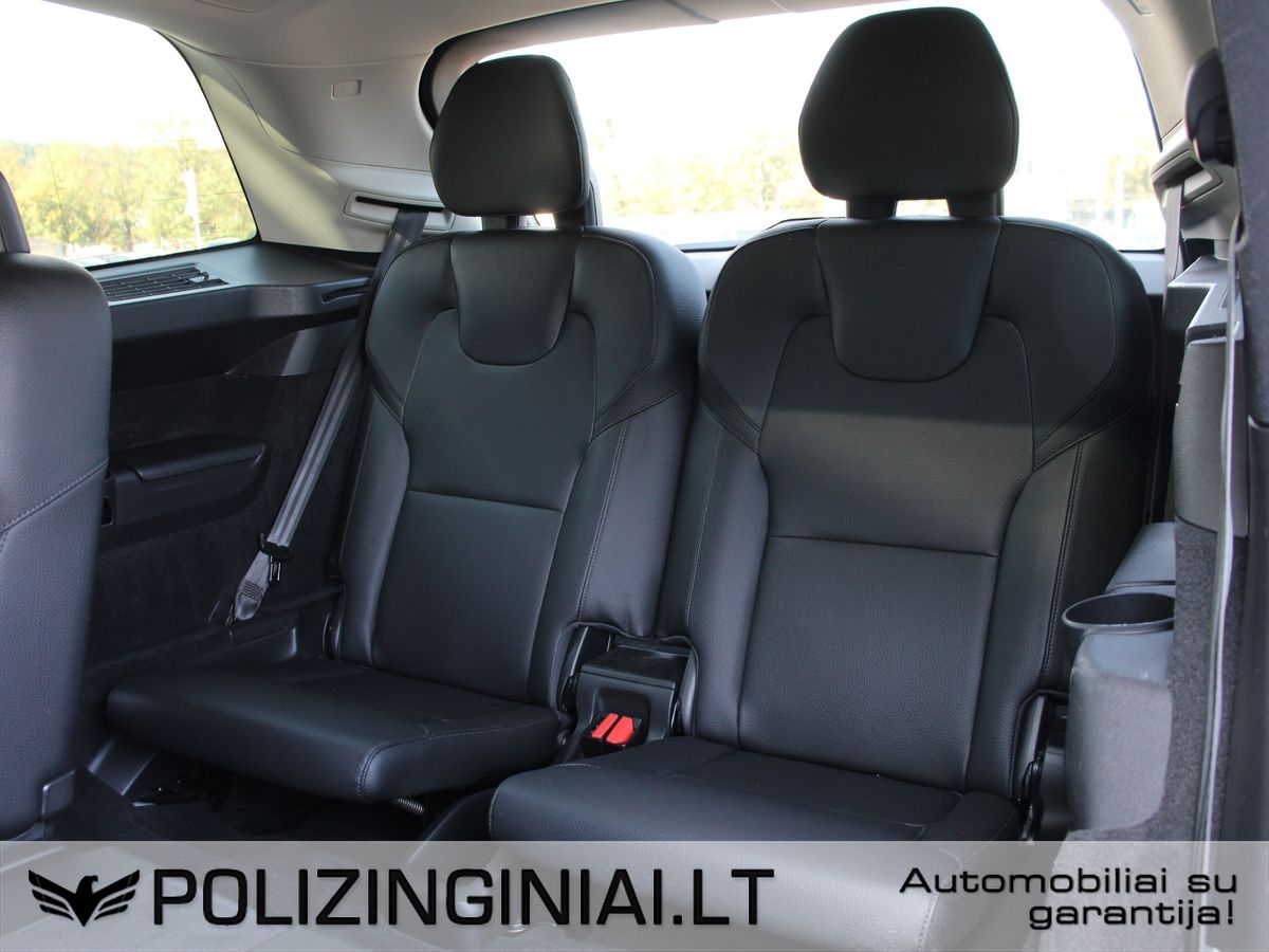 Volvo XC90 | 17