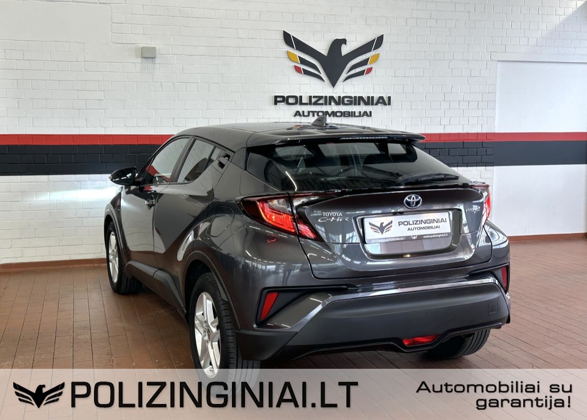 Toyota C-HR | 3