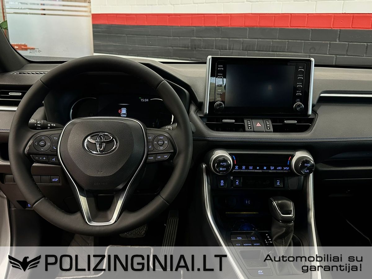 Toyota RAV4 | 6