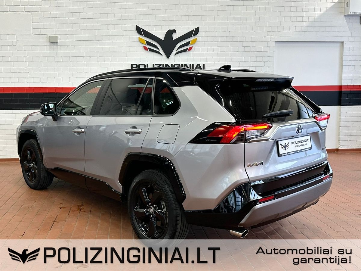 Toyota RAV4 | 4
