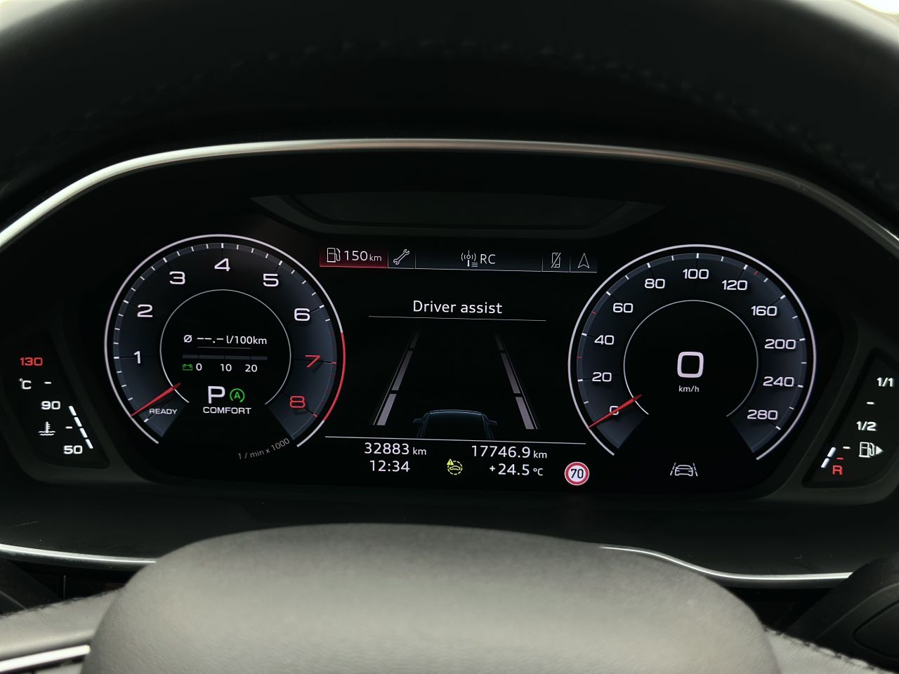 Audi Q3 | 25