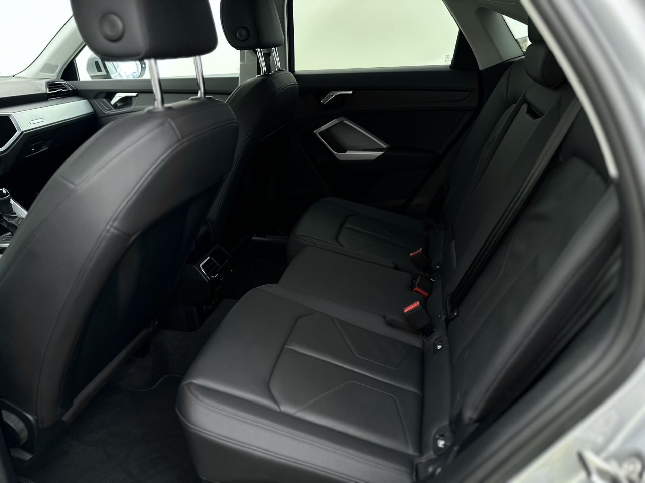 Audi Q3 | 9