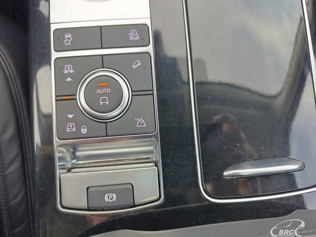 Land Rover Range Rover | 25