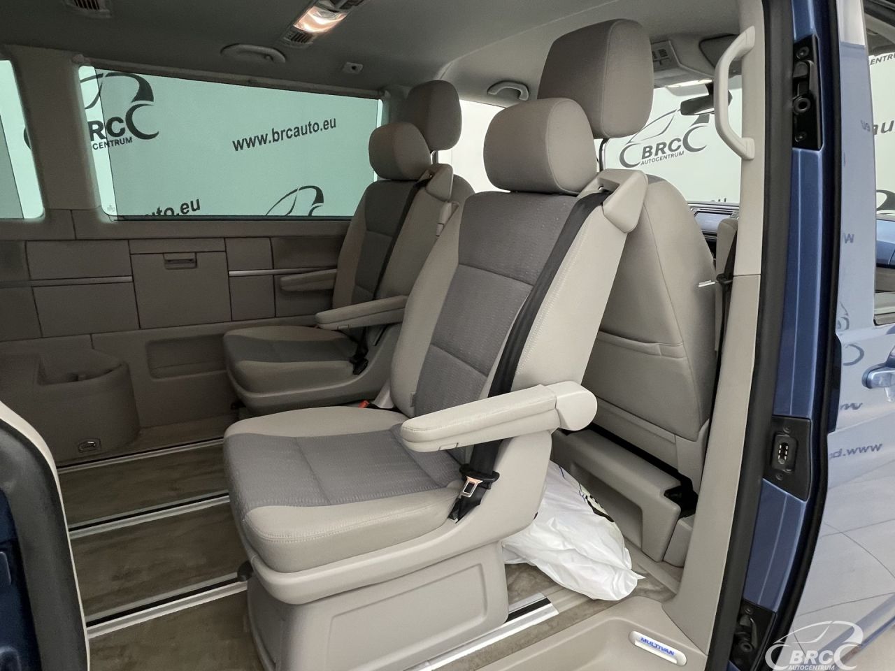 Volkswagen Multivan | 7