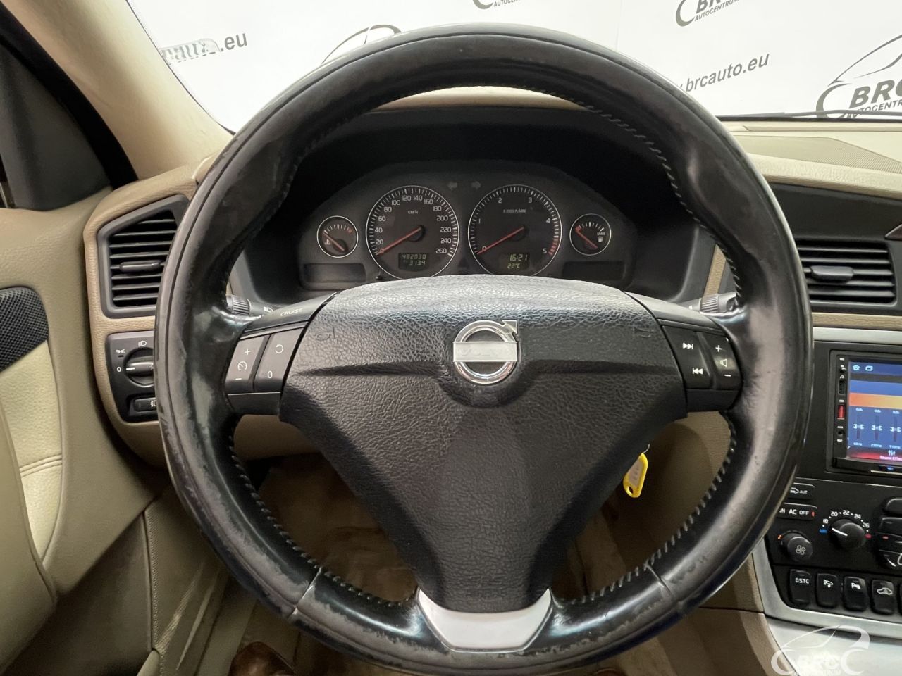 Volvo V70 | 25
