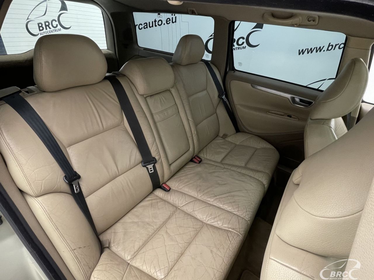 Volvo V70 | 10