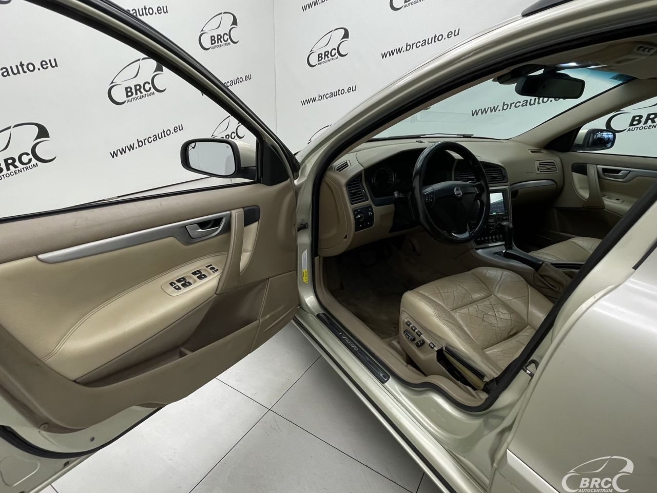 Volvo V70 | 16