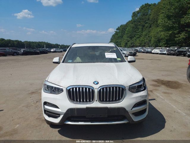 BMW X3 | 10