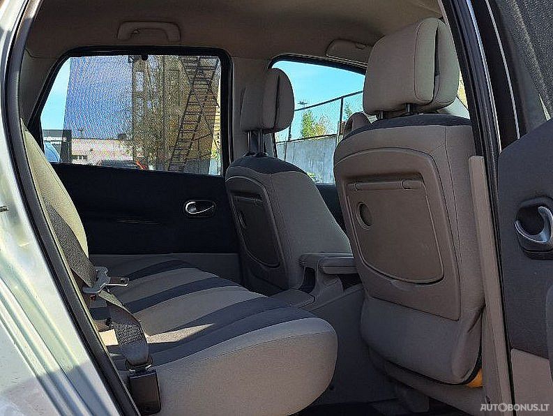 Renault Scenic | 6