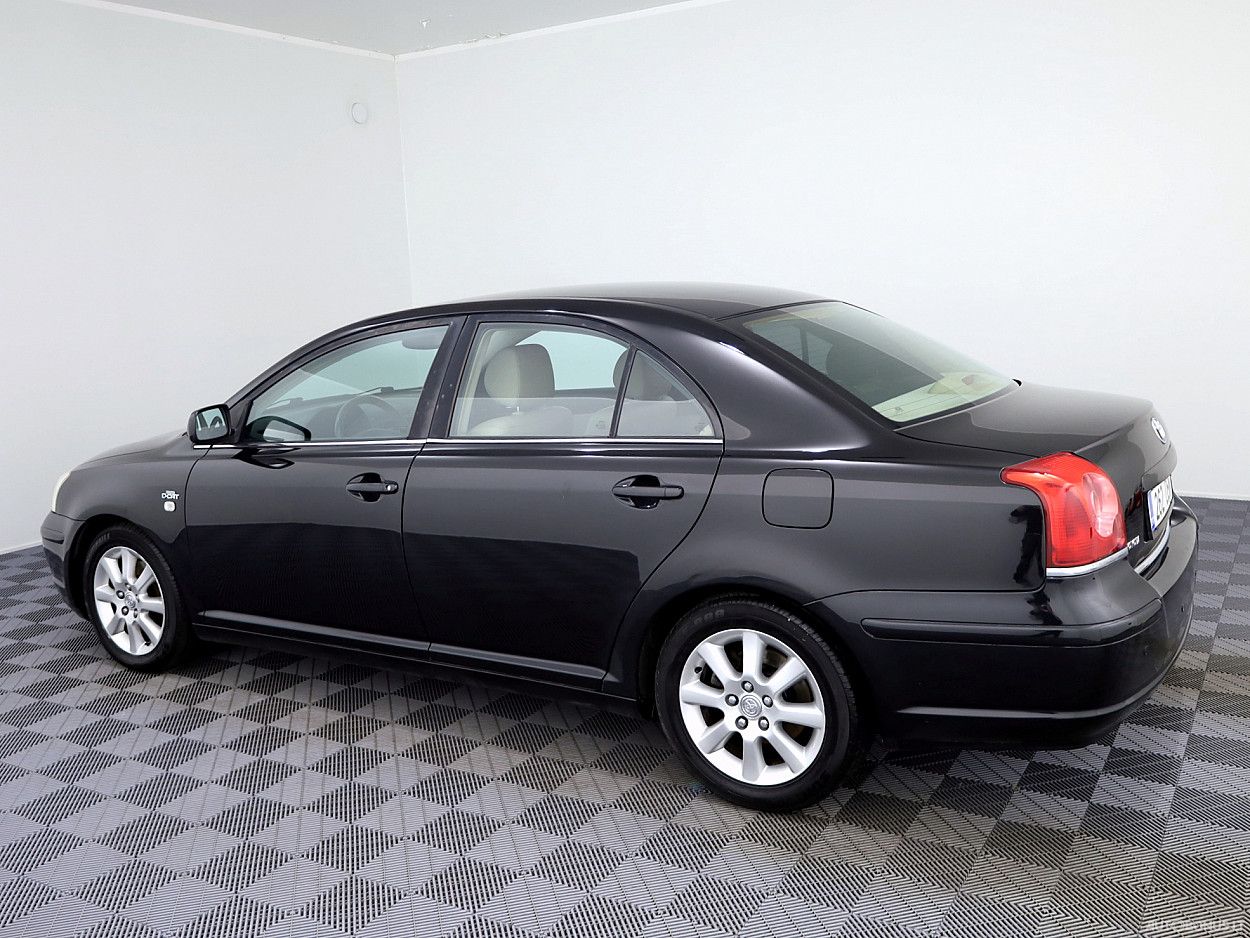 Toyota Avensis | 3