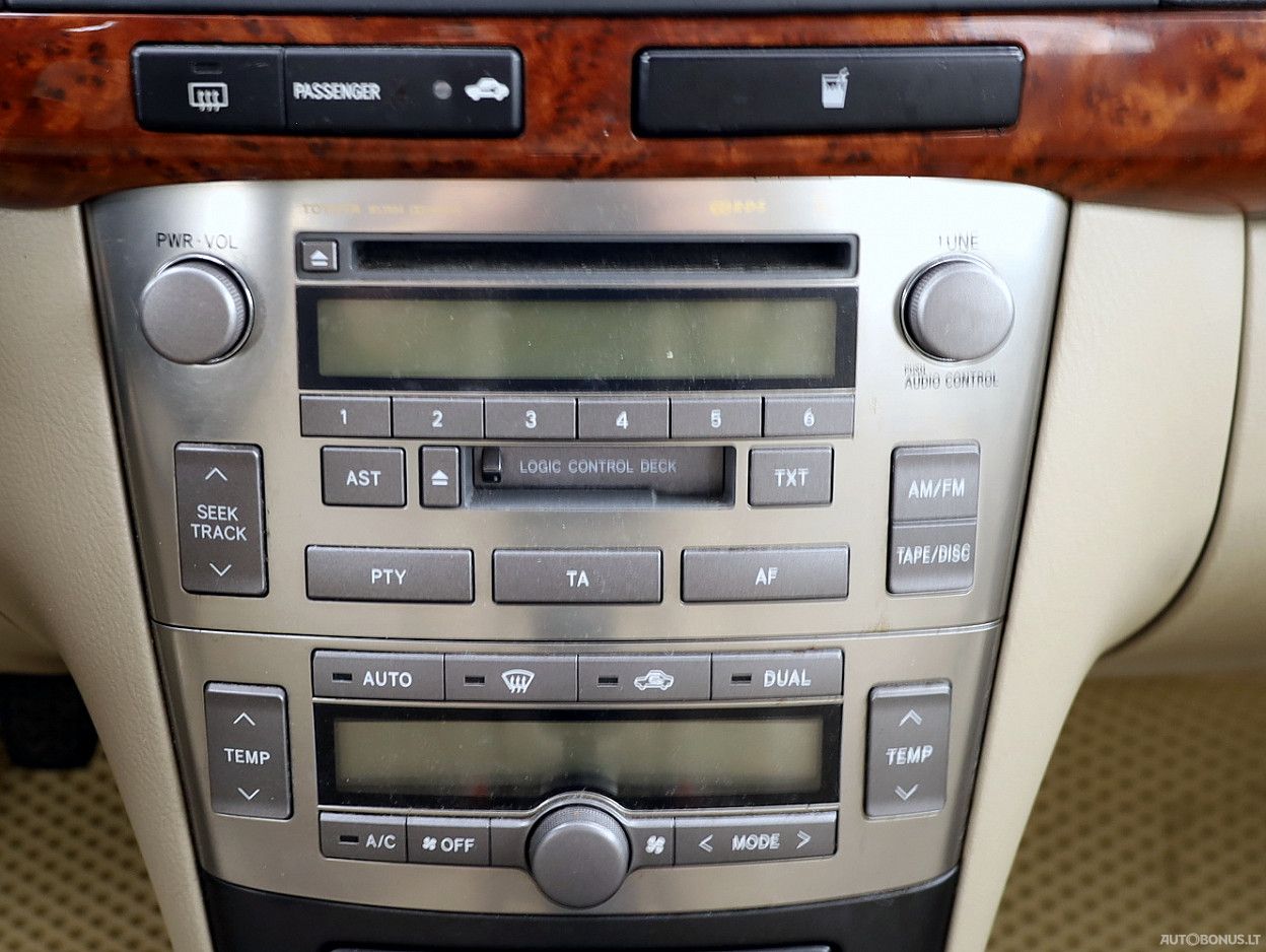 Toyota Avensis | 7
