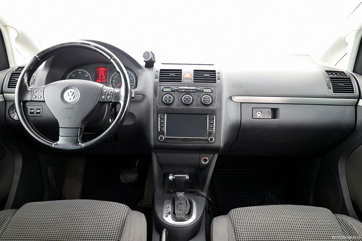 Volkswagen Touran | 4