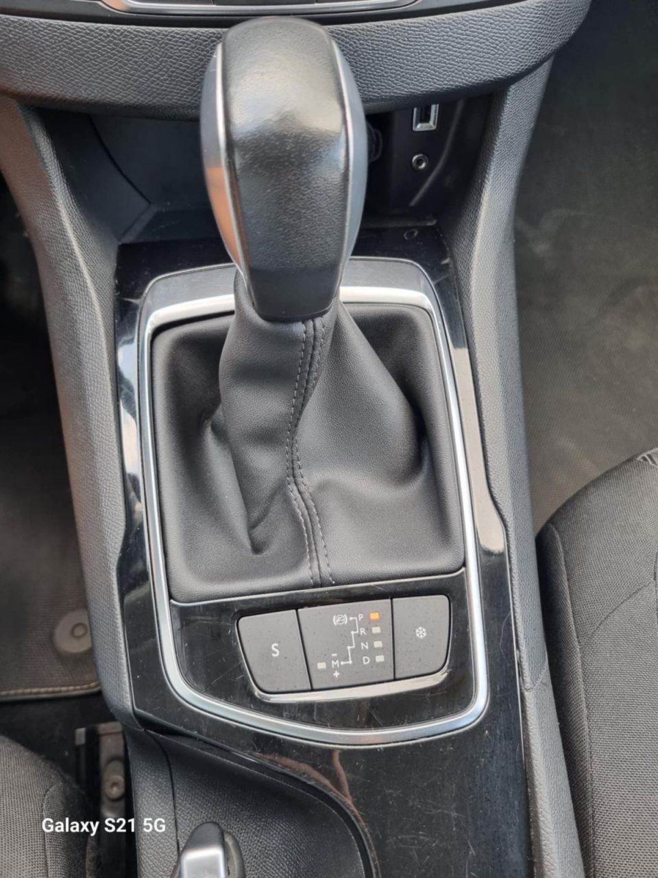 Peugeot 308 | 6